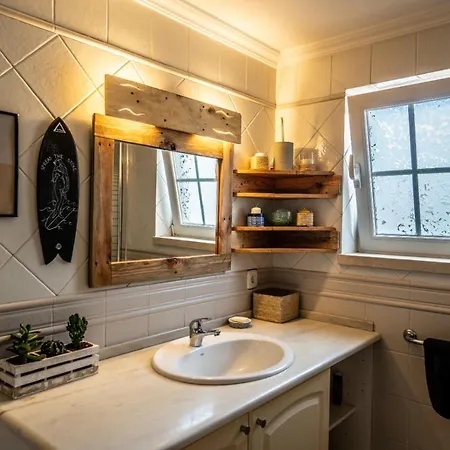 Albergue Ahoy Surf House