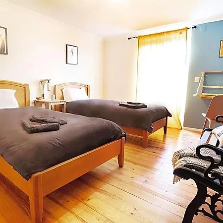 Albergue Ahoy Surf House Ferrel (Leiria)
