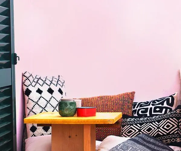 Ahoy Surf House * 费雷尔